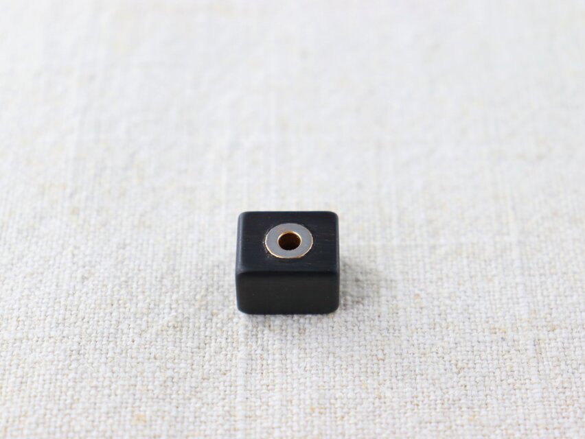 黒檀の香立て 直立タイプ