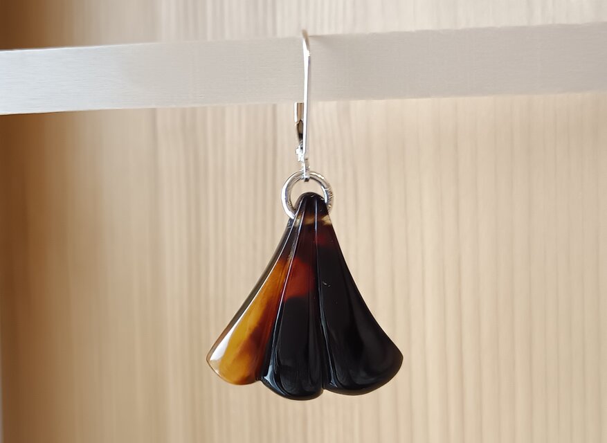 羽1　本鼈甲片耳ピアス