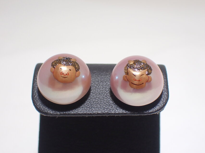蒔絵ピアス ”鬼が笑う” | iichi 日々の暮らしを心地よくする