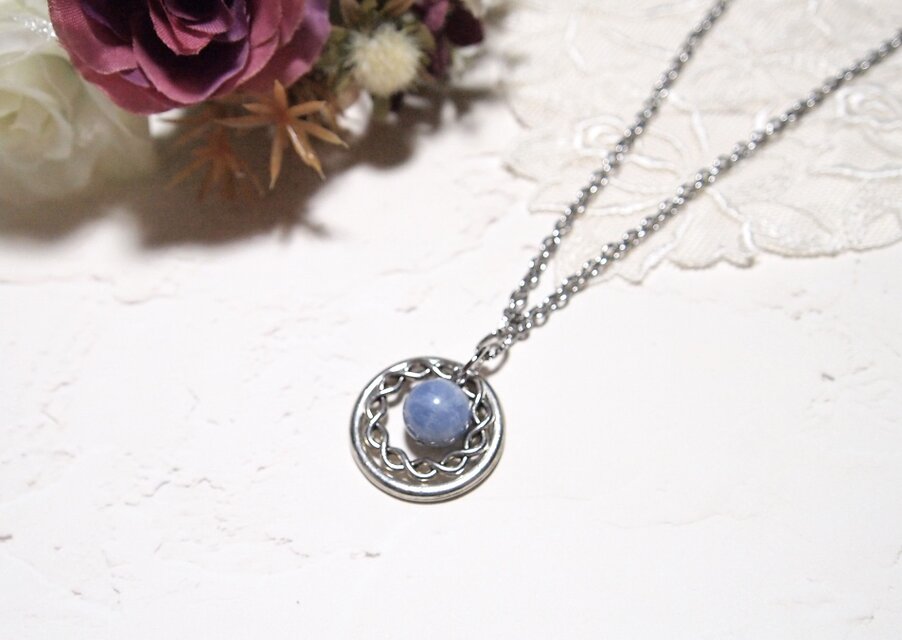 ステンレスチェーン 60cm* 紫外線で色が変わる希少石　高品質ハックマナイトのダブルリングペンダント　ネックレス