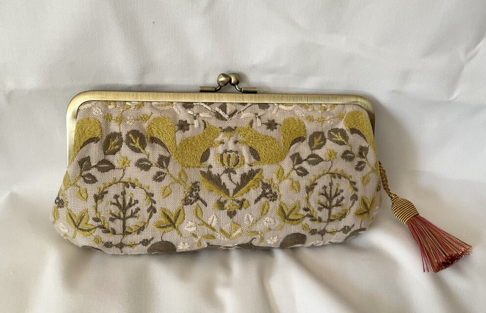 点と線模様　リスノモリ　シンプル　親子がま口長財布　