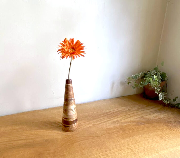 Layer vase 積層材の一輪挿し | iichi 日々の暮らしを心地よくする 
