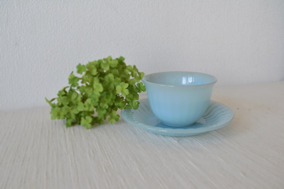 ミスタードーナッツノベルティグッズ　カップ＆ソーサー MADE IN FRANCE