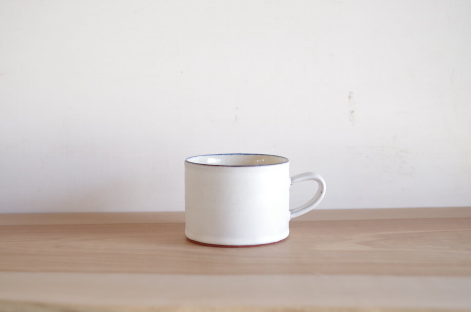 コーヒーカップ・マット・白・ブルーライン