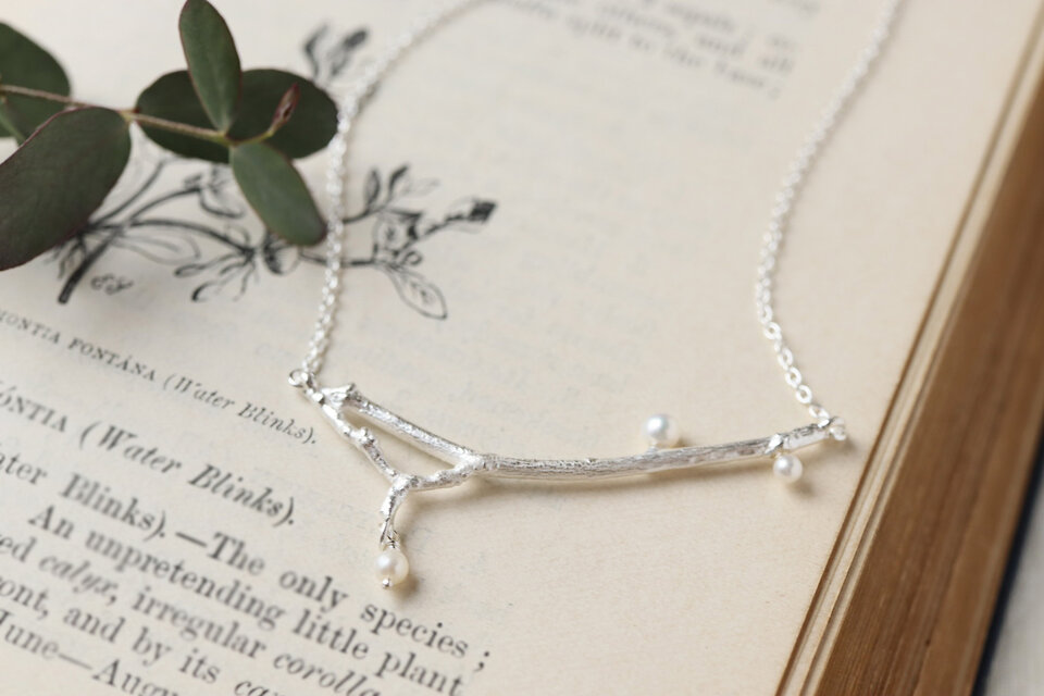 風花の小枝 ネックレス