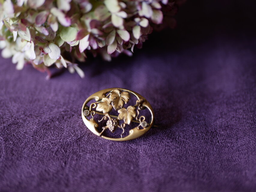 葡萄 ブドウのブローチ アンティークブローチ フランスアンティーク