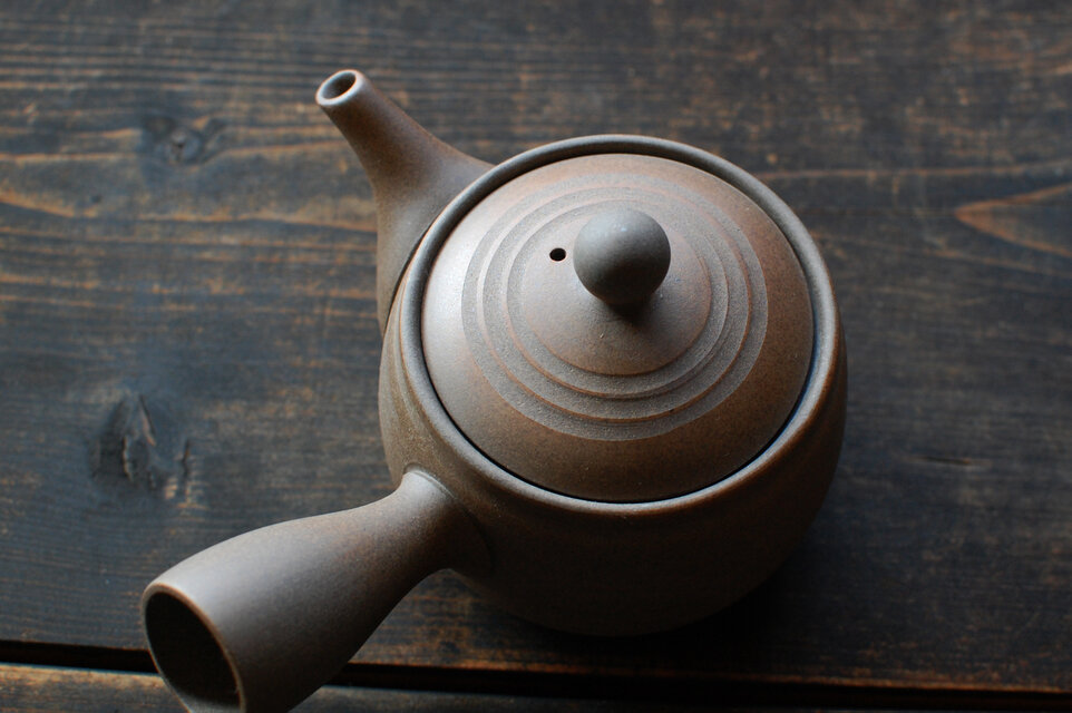 洗いやすく茶葉のつまらない急須」 愛知県常滑産・ステンレス製茶漉し