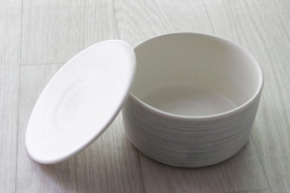 青線刻　キャニスター