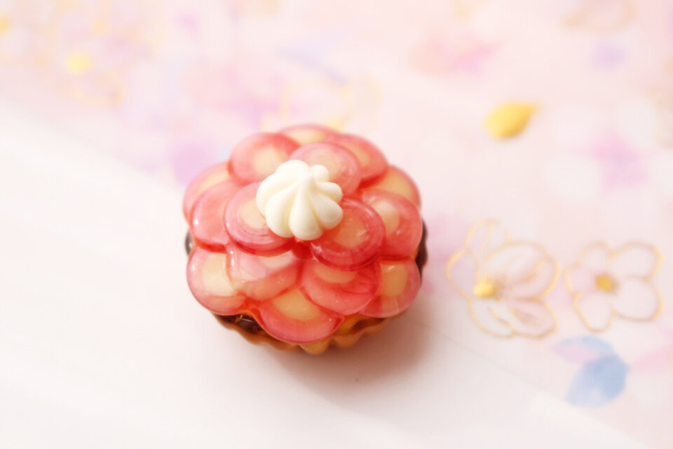 ガラスのミニチュアりんごのタルト　★ガラスのミニチュア洋菓子店★