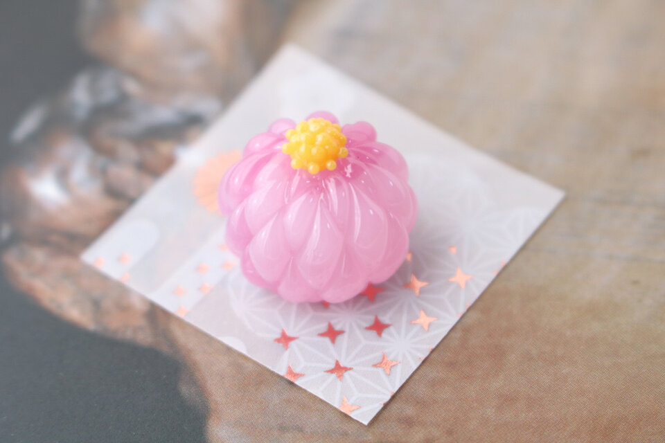 ガラスのミニチュア和菓子・練り切り ☆ガラスのミニチュア和菓子店