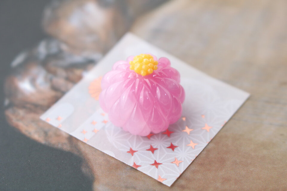 ミニチュア和菓子 ハンドメイド オーダー ガラスのミニチュア和菓子・練り切り ☆ガラスのミニチュア和菓子店