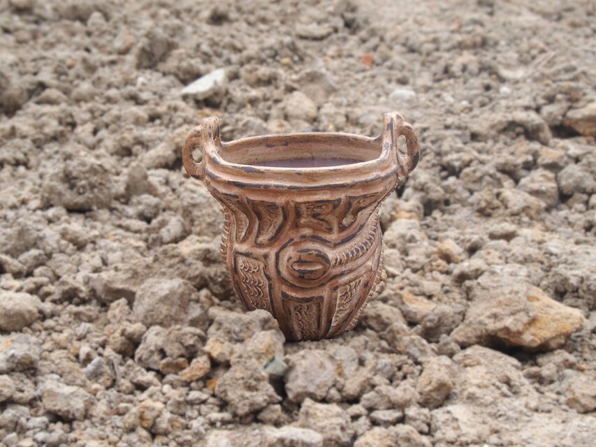 Φ7.8×h7.9㎝ 縄文植木鉢オレンジ