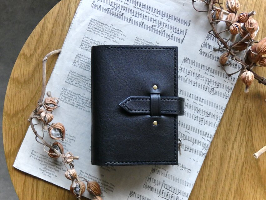 トラベラーズノートカバー／パスポートサイズ／革／黒