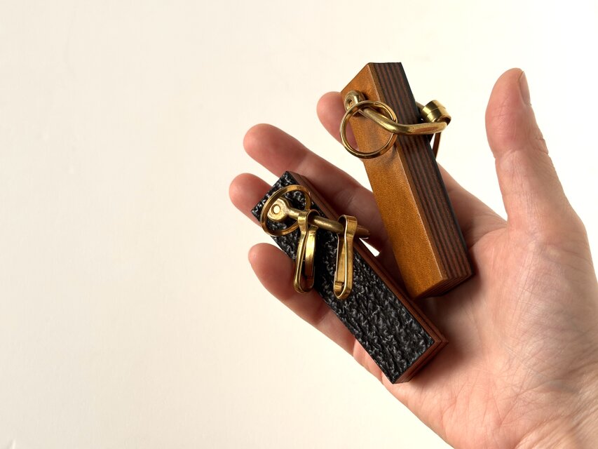 ミルフィーユキーリング ( ルガトー ) ｜ 本革/アクセサリー/お出かけ