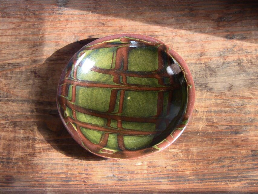 スリップウェア小皿（織部）