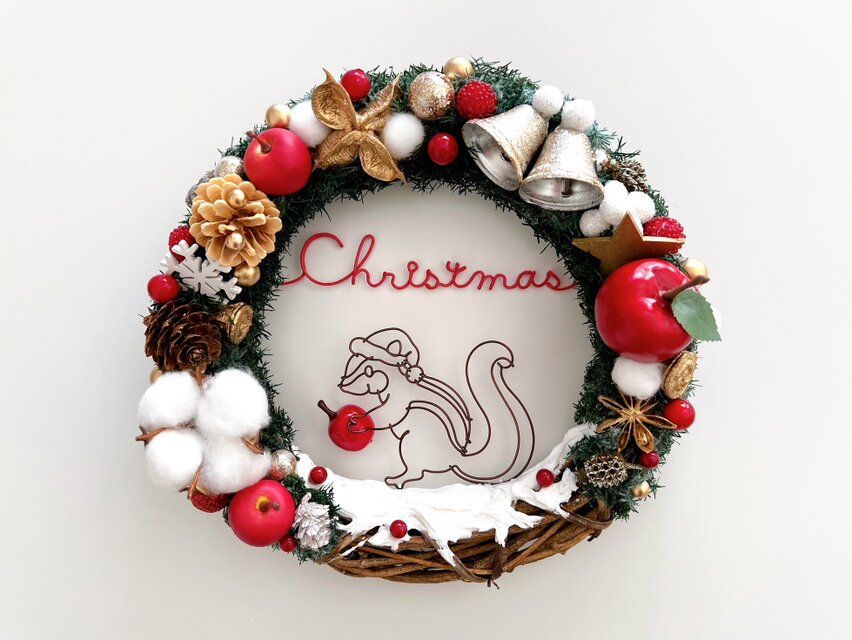 シマリスサンタさんの雪のChristmasリース
