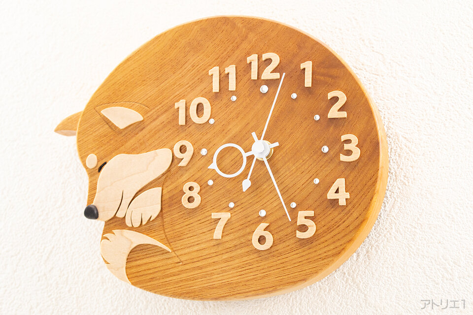 まるまり 柴の掛け時計