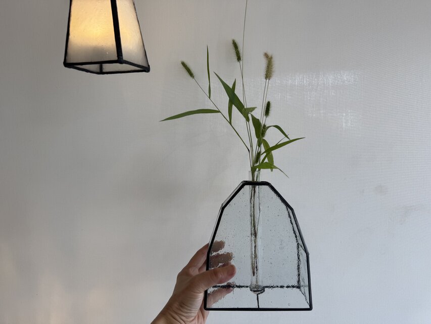 mountain ステンドグラス　一輪挿し　花瓶　花器　※草木は付属していません