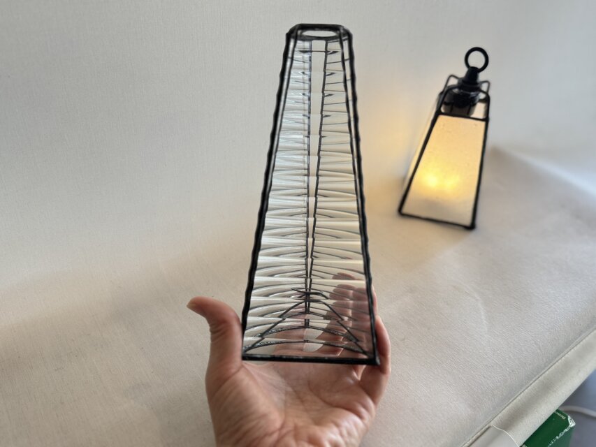 pyramid ステンドグラス　一輪挿し　花瓶　花器