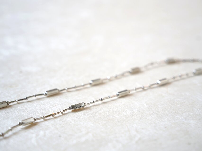-Karensilver- mantel necklace