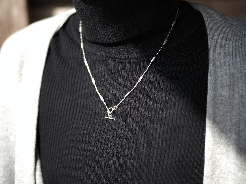 -Karensilver- mantel necklace