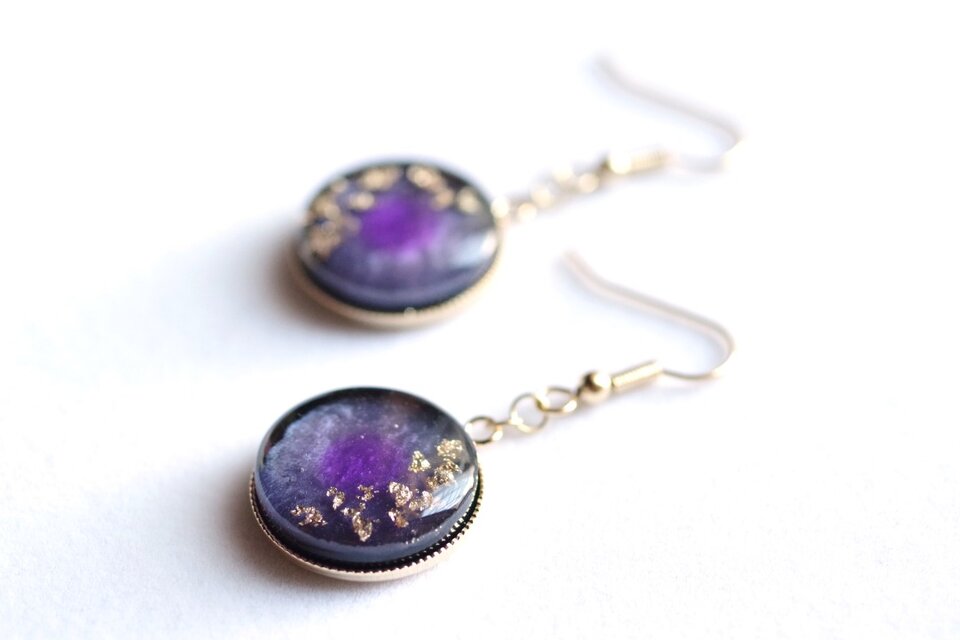 ≪115 パープル≫レジンピアス 400円 ≪135 パープル≫レジンピアス 400円 - メルカリ