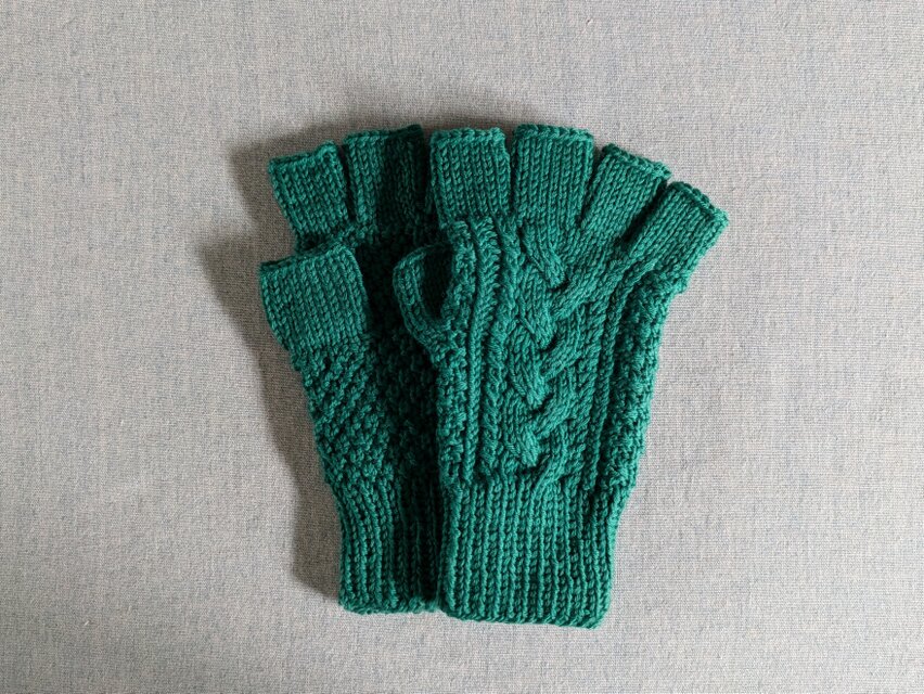 指先がオープンのメリノウール100%の手袋(男性用M〜L)