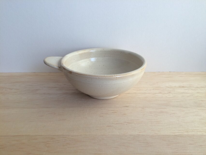 とんすい（アイボリー）