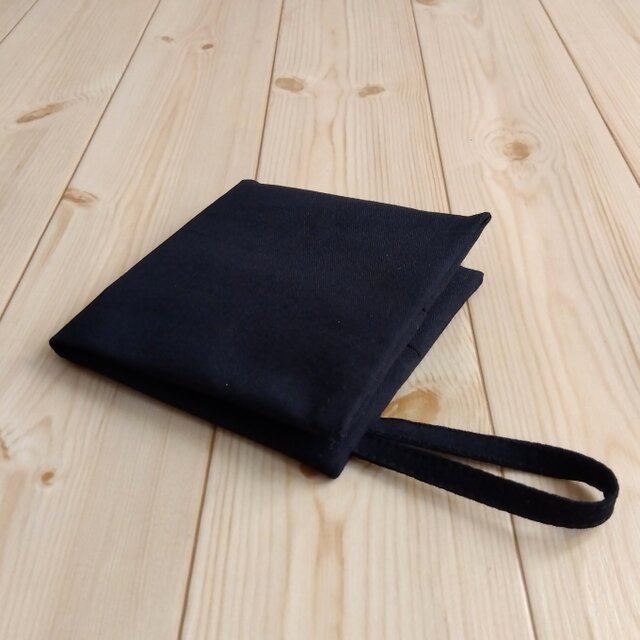 持ち手付き　携帯ティッシュケース　ボックスティッシュから詰替え　無地　メンズ　冠婚葬祭　ブラック　　117