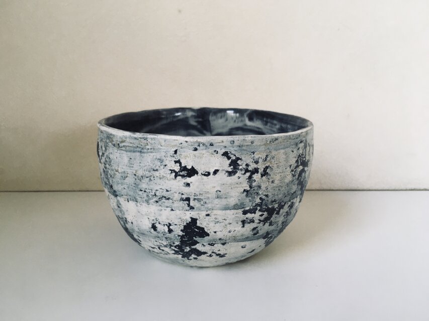 国内作家 ボウル2点 ハンドメイド 錆びた風合いのボウル【79】 | iichi 日々の暮らしを心地よくする