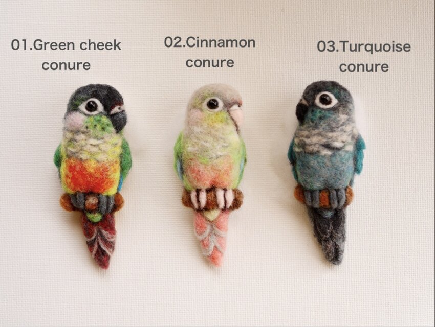 ウロコインコの羊毛フェルトブローチ　＊受注制作＊