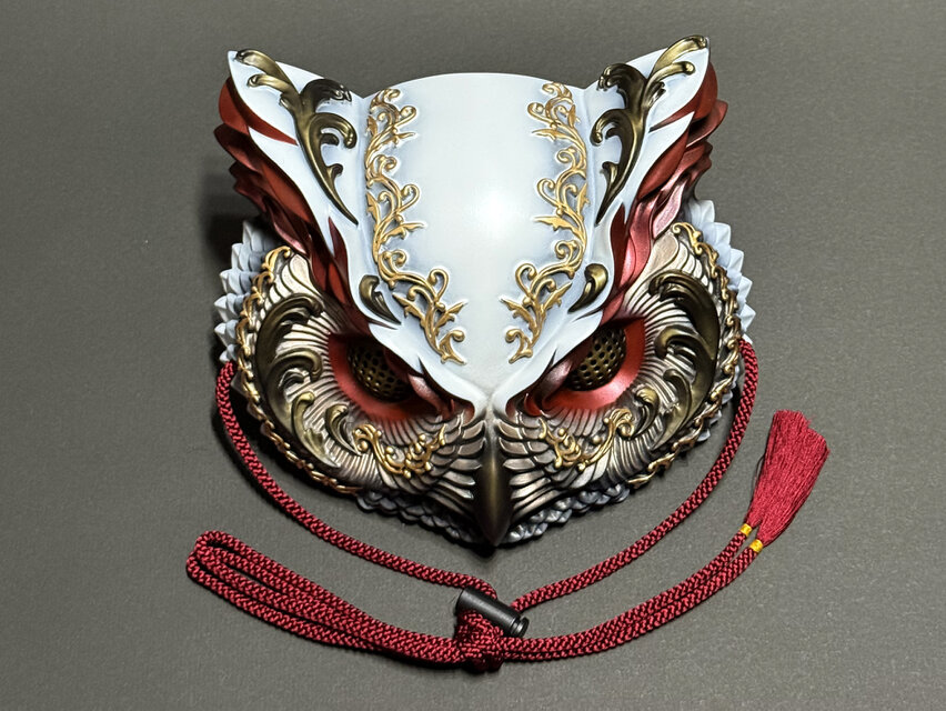 梟面 Gothic Ver.（White×red） | iichi 日々の暮らしを心地よくする