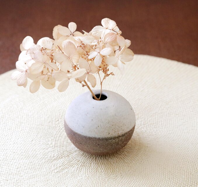 希少品　横濱増田窯　 花金彩　一輪挿し 希少品 横濱増田窯 花金彩 一輪挿し