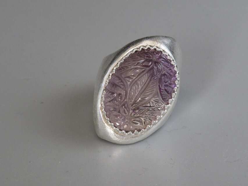 美しいです！このカービング！