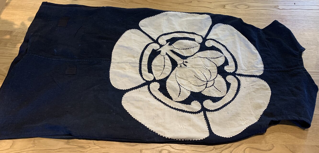 K様専用 家紋古布ワンピースの | iichi 日々の暮らしを心地よくする