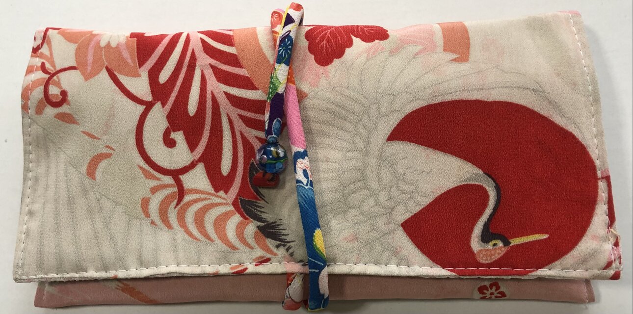 ８１３２　長襦袢で作った和風財布・ポーチ