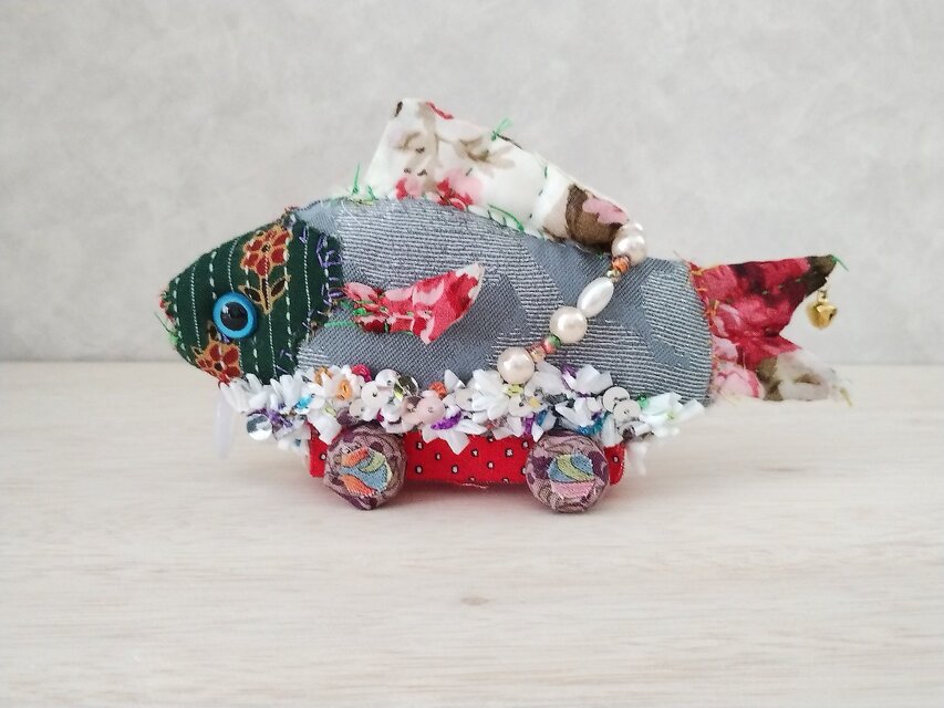 魚カー　風の影