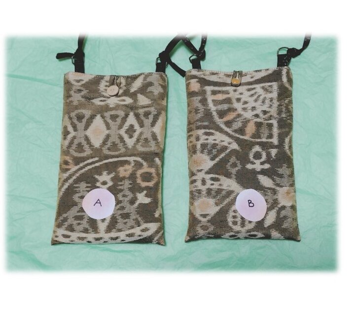 114　スマホポシェット（大）大島紬　サコッシュ　ポケット　スマートフォン　送料込み