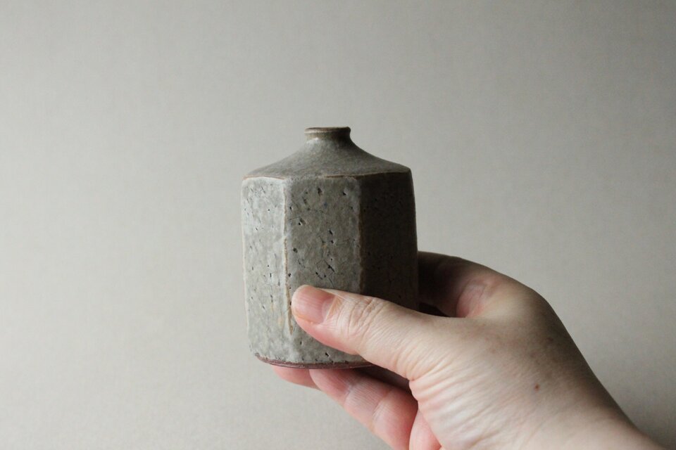 縞しのぎ　花器　錆ライトグレー SS a