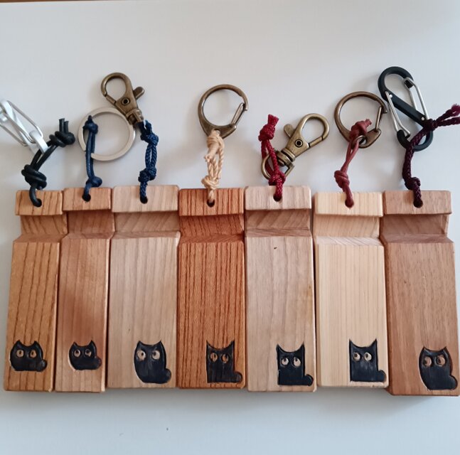 キーホルダー黒猫のワンポイント(1.2.3.4.5.6.7)