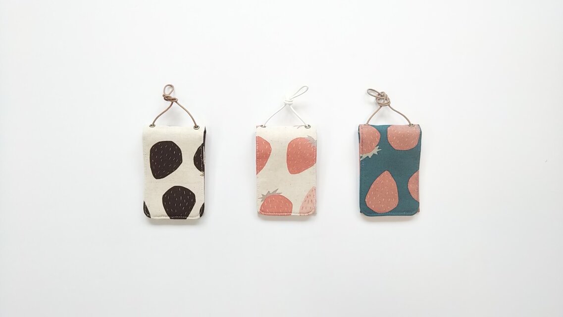 レシートホルダー いちご 約７cm幅 ３色セット