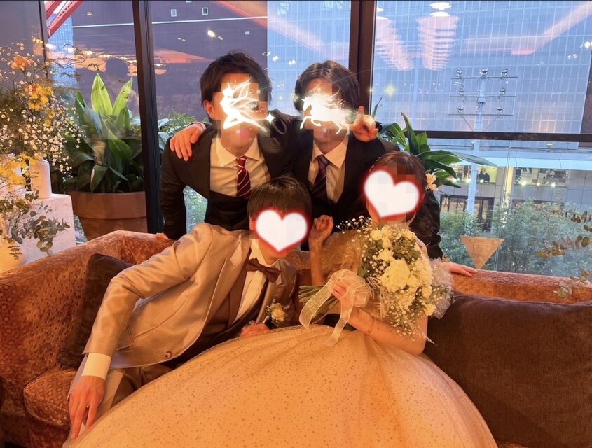 実例写真！シャンパン色 カラードレス オフショルダー キラキラ 