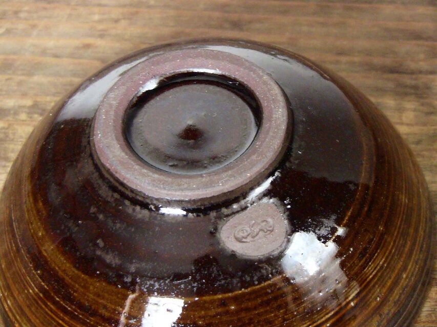 刷毛目文小鉢（飴）/Small bowl 陶器 | iichi 日々の暮らしを心地よく