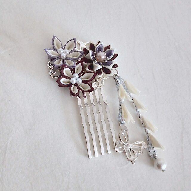 つまみ細工 花と蝶の髪飾り あずき色×紫 《成人式、七五三、卒業式
