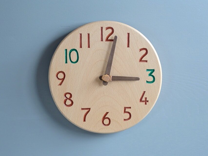 鯛焼き 直径24cm 掛け時計 ﾌﾞﾅ【2501】