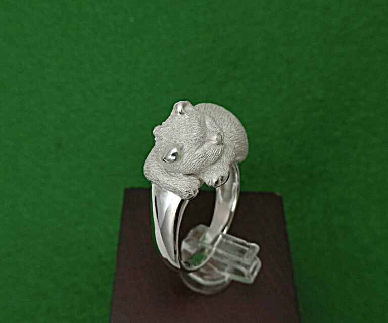 指輪 猫 地金 白金（プラチナ）900 猫の型抜き 指輪 地金 猫 白金（プラチナ）900 猫の型抜き