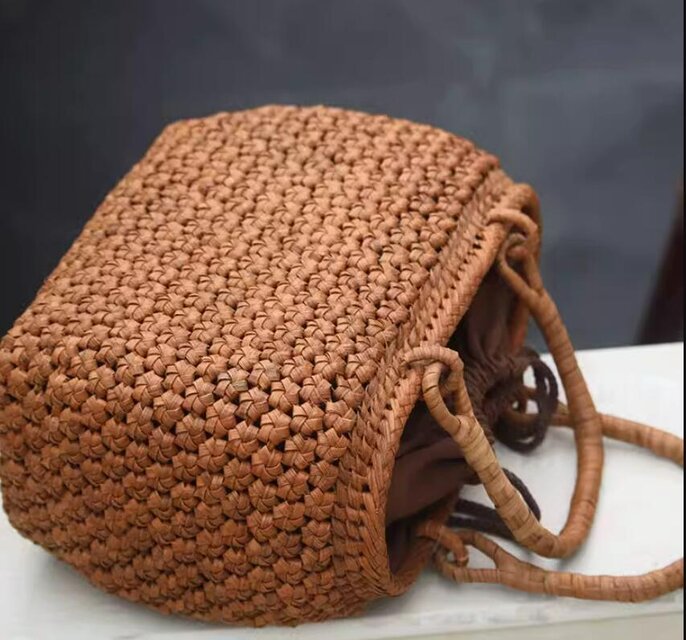 山葡萄 蔓 ハンドバッグ かご 籠 網代編み 六角形の花袋 着服 山葡萄