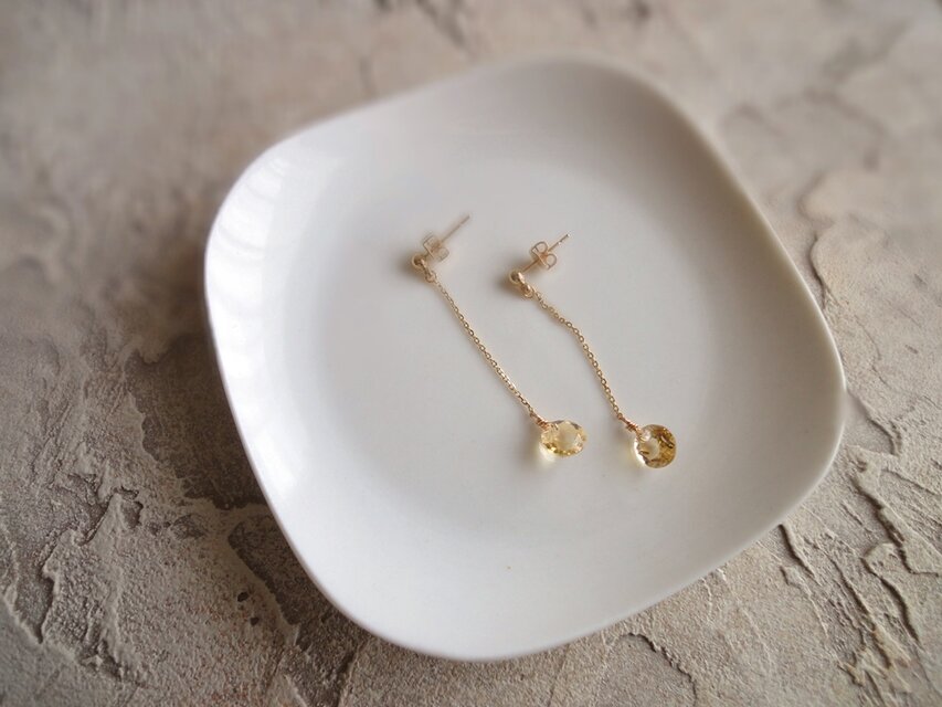 天然石の耳飾り ■ Enoch ■ 7mm シトリン