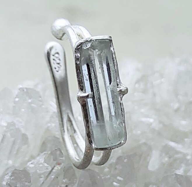 鉱物の表情 aquamarine＊925 ear cuff