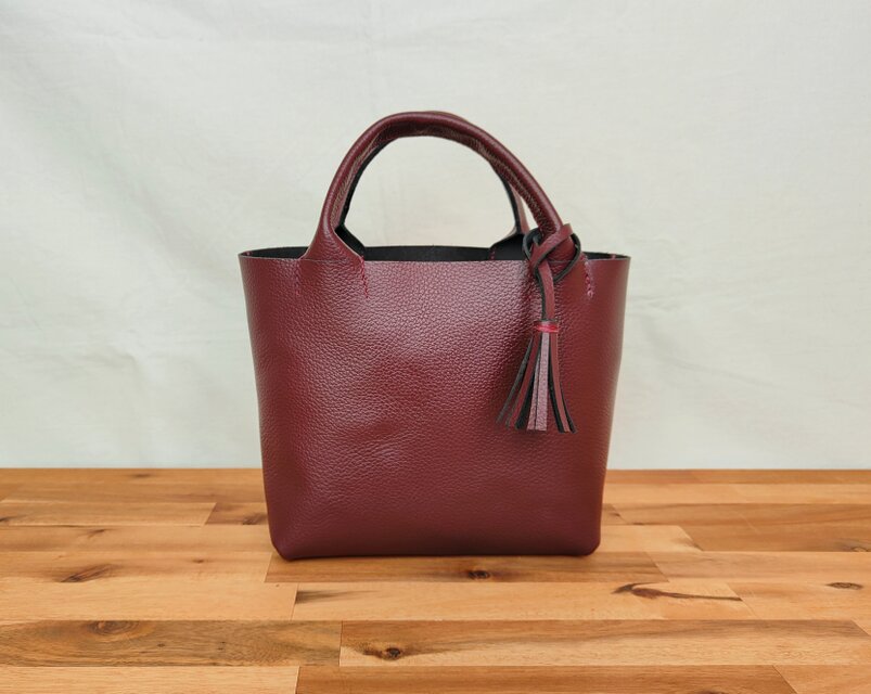 姫路レザー】手縫いのミニトートバッグ（コンパクト/シンプル/メンズ